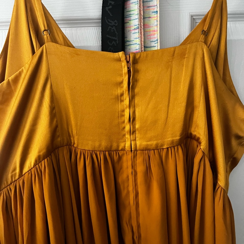 Gold ModCloth special occasion maxi dress size 24 - Picture 6 of 7